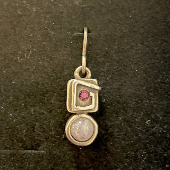 Patricia Locke Earrings - Picture 2 of 3